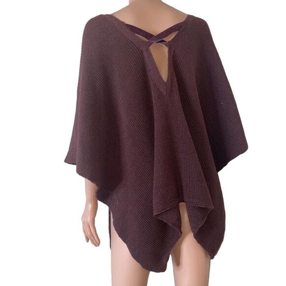 NWT Lauren Conrad LC Plum Open Poncho Criss Cross Back Deep burgundy OSFM - Picture 3 of 6